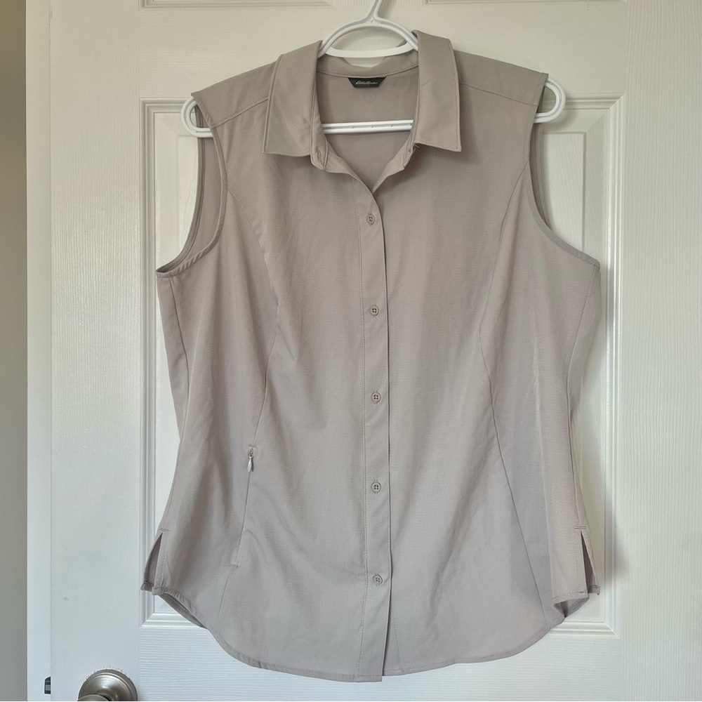 Eddie Bauer Women’s Gray Sleeveless Tech Shirt button down Collar Top Granola L
